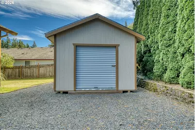 455 B St, Columbia City, OR 97018 - Photo 43