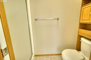455 B St, Columbia City, OR 97018 - Photo 31