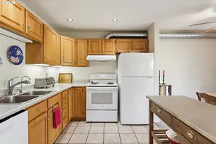 182 SW Riverwatch Dr, White Salmon, WA 98672 - Photo 13