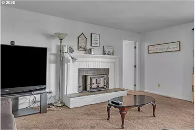 6637 Rochester St, Brooks, OR 97305 - Photo 19