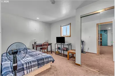 6637 Rochester St, Brooks, OR 97305 - Photo 35
