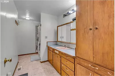 6637 Rochester St, Salem, OR 97305 - Photo 25