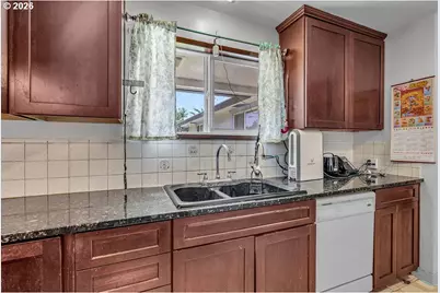 6637 Rochester St, Brooks, OR 97305 - Photo 23