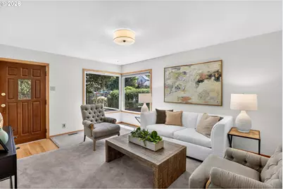 5715 NE 48th Ave, Portland, OR 97218 - Photo 7