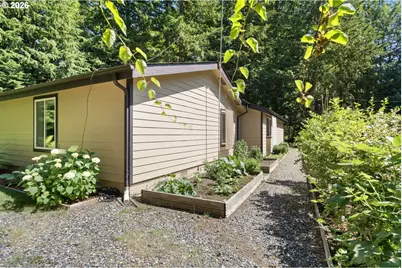 53395 E Sylvan Dr, Sandy, OR 97055 - Photo 43
