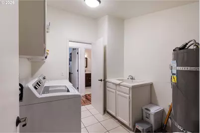 53395 E Sylvan Dr, Sandy, OR 97055 - Photo 29