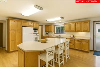3609 C St, Washougal, WA 98671 - Photo 5