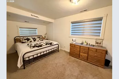 855 San Souci Dr, Roseburg, OR 97471 - Photo 17