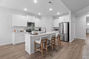 513 NE Fremont Dr, Estacada, OR 97023 - Photo 13