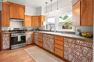 972 Madison St, Eugene, OR 97402 - Photo 17