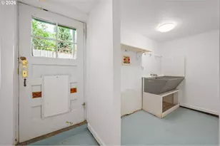 972 Madison St, Eugene, OR 97402 - Photo 43