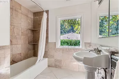 11301 SW 55th Ave, Portland, OR 97219 - Photo 15