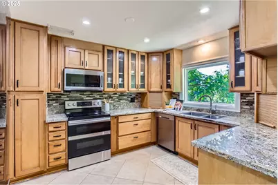 11301 SW 55th Ave, Portland, OR 97219 - Photo 7