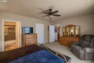 300 SE Lacreole Dr, Dallas, OR 97338 - Photo 19