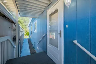 300 SE Lacreole Dr, Dallas, OR 97338 - Photo 33