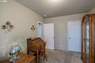 300 SE Lacreole Dr, Dallas, OR 97338 - Photo 23