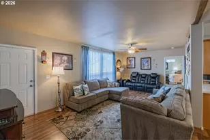 300 SE Lacreole Dr, Dallas, OR 97338 - Photo 9