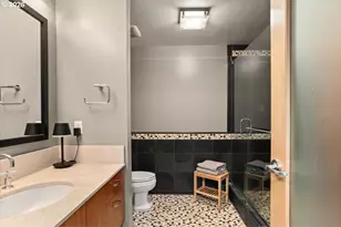 333 NW 9th Ave, Portland, OR 97209 - Photo 29