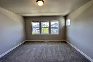 6980 SE Skipper Ln, Hillsboro, OR 97123 - Photo 11