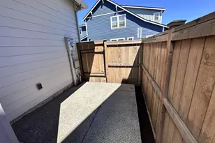 6980 SE Skipper Ln, Hillsboro, OR 97123 - Photo 13