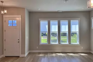 6980 SE Skipper Ln, Hillsboro, OR 97123 - Photo 3