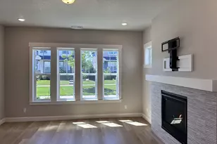 6980 SE Skipper Ln, Hillsboro, OR 97123 - Photo 9