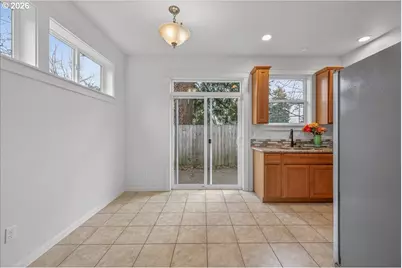 1512 SE 117th Ave, Portland, OR 97216 - Photo 17