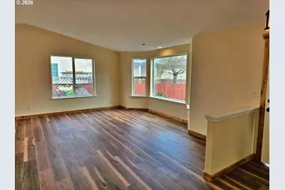 199 Zephyr Ct, Roseburg, OR 97471 - Photo 7