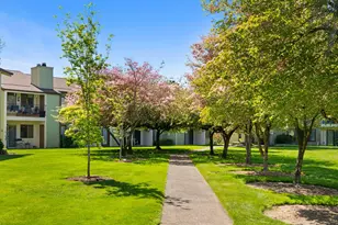 3329 NE 162nd Ave, Portland, OR 97230 - Photo 3