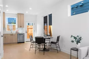 4352 NE Going St, Portland, OR 97218 - Photo 3
