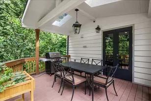 2700 SW English Ln, Portland, OR 97201 - Photo 19