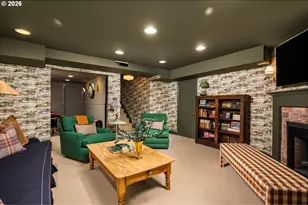 2700 SW English Ln, Portland, OR 97201 - Photo 43