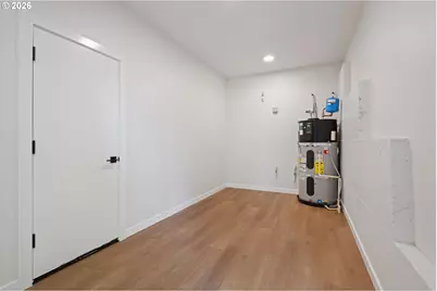2902 E McLoughlin Blvd #2, Vancouver, WA 98661 - Photo 35