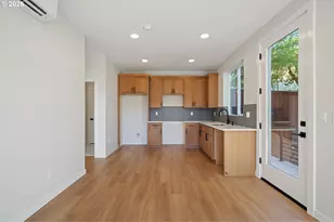 2902 E McLoughlin Blvd, Vancouver, WA 98661 - Photo 17