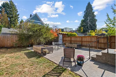 5806 N Maryland Ave, Portland, OR 97217 - Photo 25