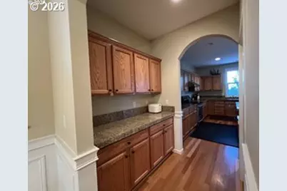 13812 SE Sierra Dr, Clackamas, OR 97015 - Photo 5