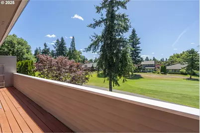32082 SW Charbonneau Dr, Wilsonville, OR 97070 - Photo 5