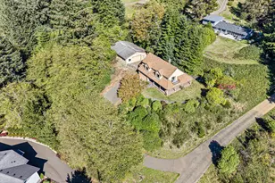 128 SE Norman St, Newport, OR 97365 - Photo 1