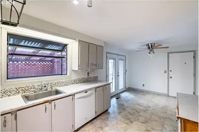 3217 SE 51st Ave, Portland, OR 97206 - Photo 15