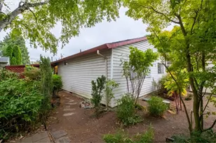 3217 SE 51st Ave, Portland, OR 97206 - Photo 39