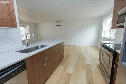 517 Cameo Dr, Hood River, OR 97031 - Photo 11