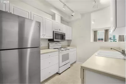 13210 SE 7th St #C15, Vancouver, WA 98683 - Photo 7