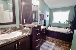 64934 E Lupine Dr, Rhododendron, OR 97049 - Photo 9