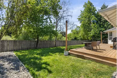 280 Village Dr, Winchester, OR 97495 - Photo 39