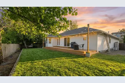 280 Village Dr, Winchester, OR 97495 - Photo 41