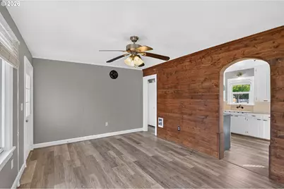 1438 SW 2nd St, McMinnville, OR 97128 - Photo 7