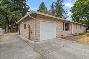 802 SW 15th St, Troutdale, OR 97060 - Photo 35