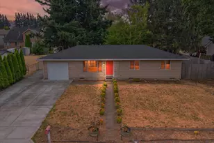 802 SW 15th St, Troutdale, OR 97060 - Photo 1