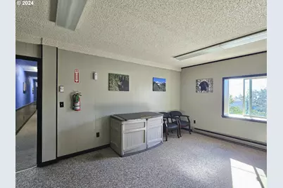 601 Chetco Ave, Brookings, OR 97415 - Photo 9