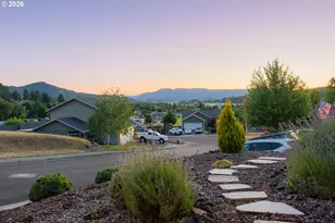 613 Brooks Loop, Sutherlin, OR 97479 - Photo 39